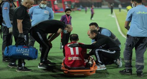 مصدر ليلا كورة: فحص "عصبي" لسليمان.. وفرص لحاقه بلقاء الإسماعيلي "ضئيلة"